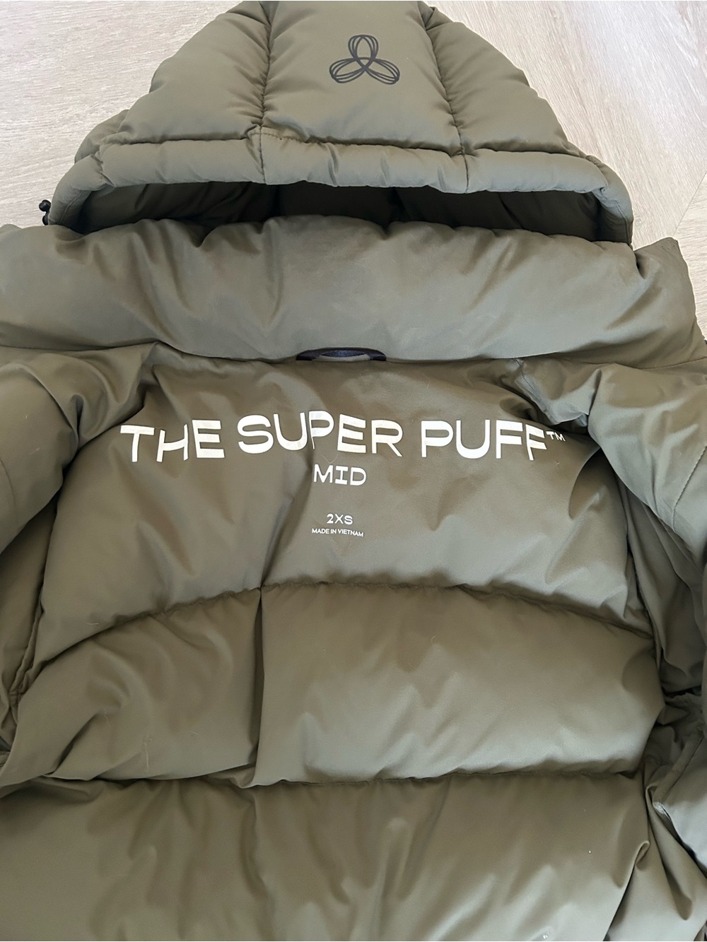 Aritzia Super Puff Mid Jacket 2XS Olive Green Hooded Puffer Coat - Picture 3 of 8